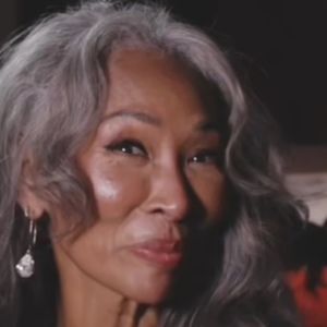 Meet your Posher, Whitney